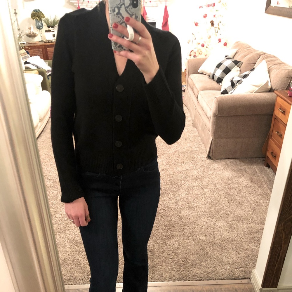 NWT - Vince. Women’s Small Black 100% Cashmere Cardigan